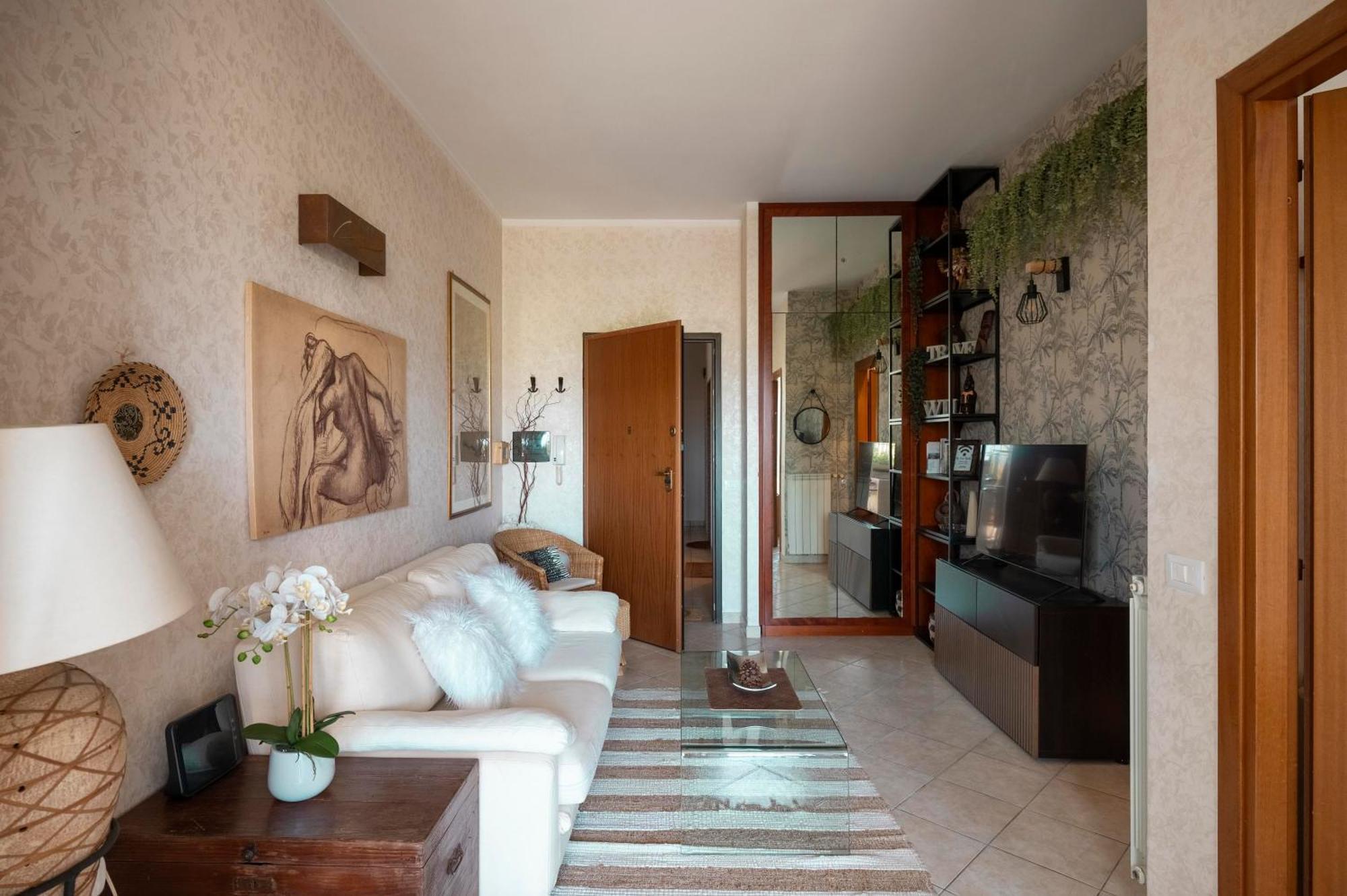 Casa Italia Hospitality Apartment Lunghezza Bagian luar foto